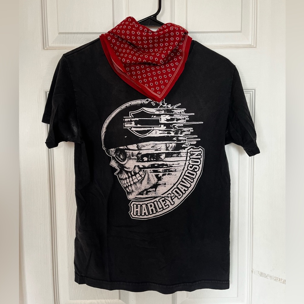 Harley-Davidson Black Tee with White Skull Orlando Florida